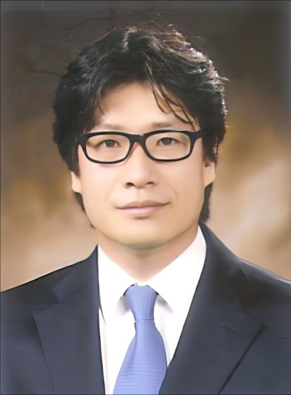 Jae Young Kim